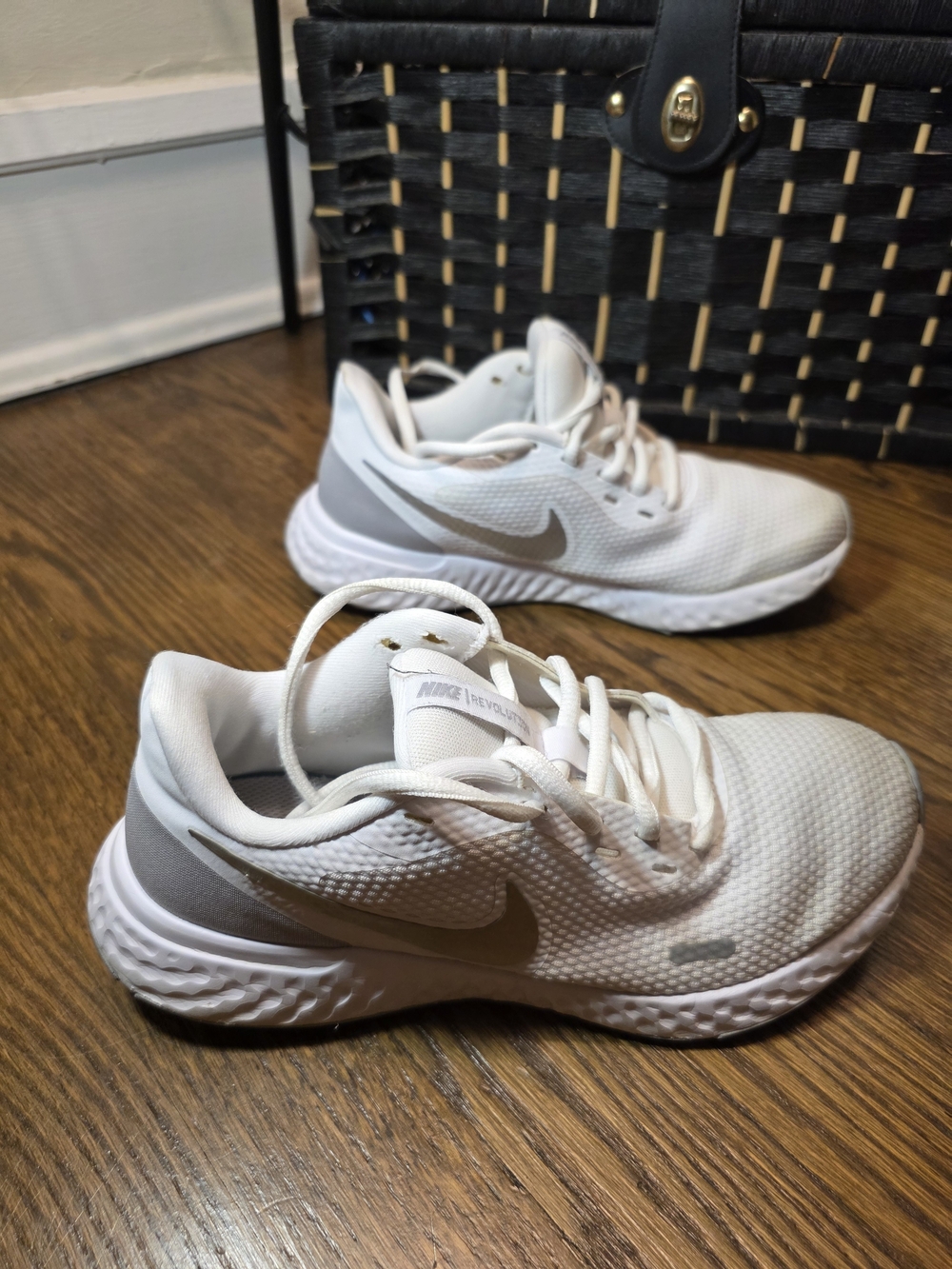 Nike Revolution 5 Women's Size 6.5